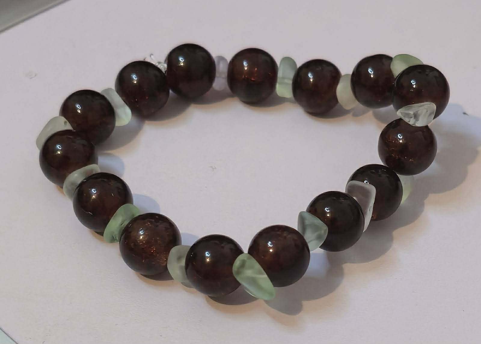 bracelet melange pierres naturelles et perle en verre 5